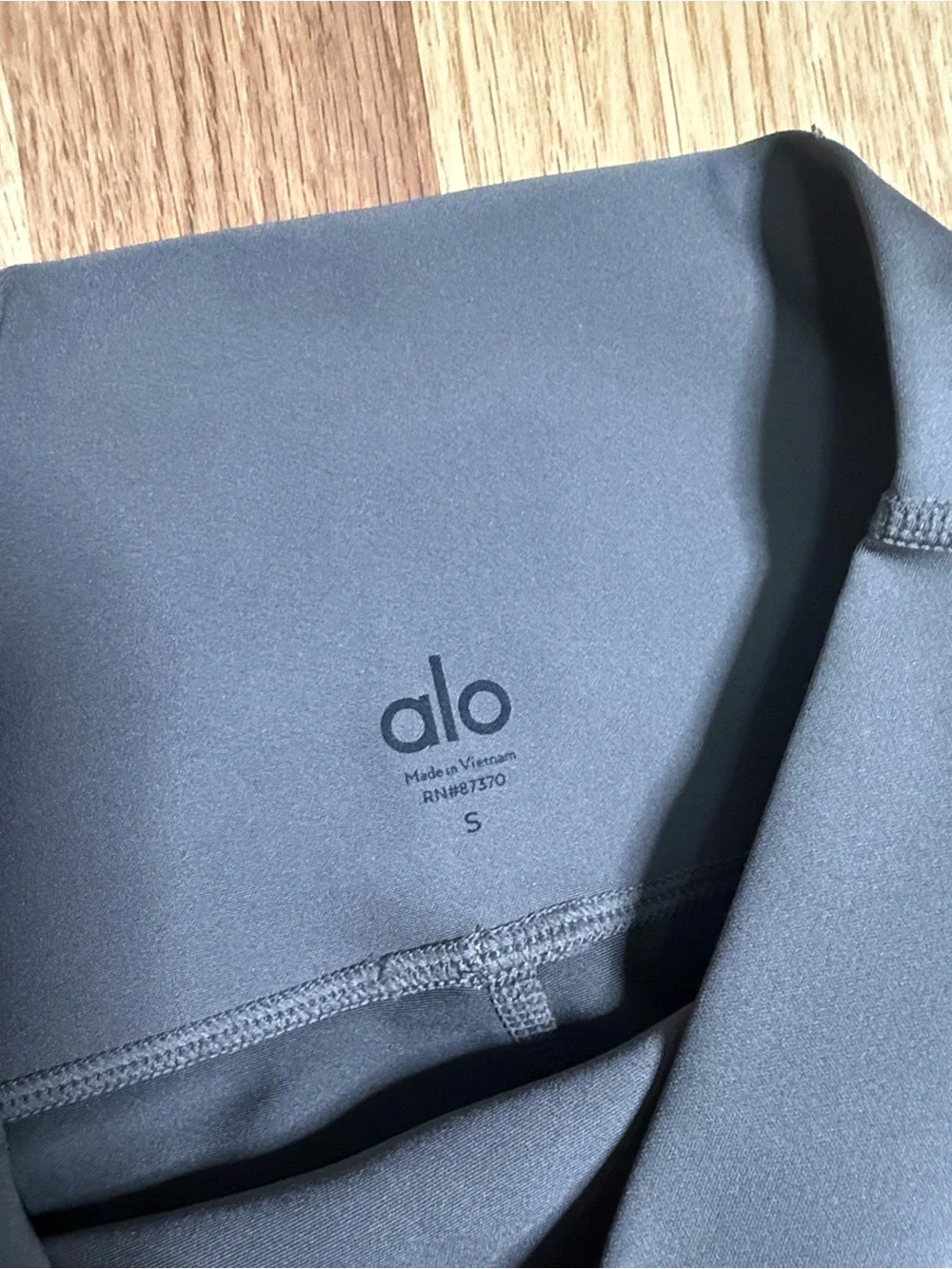 EUC Alo High Waist Sequence Airlift Leggings Reflective S Olive Branch Green